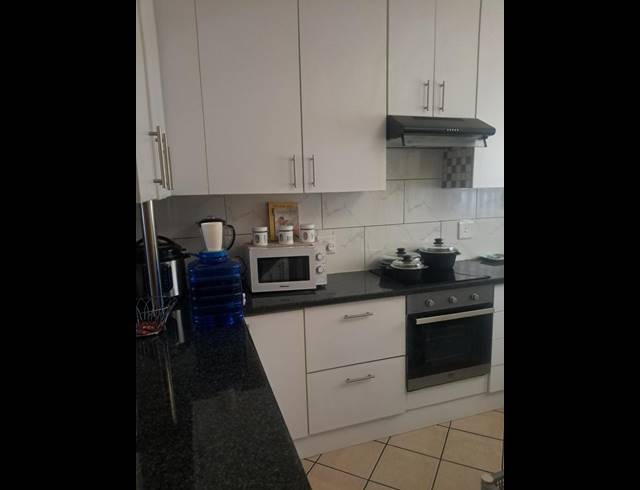 2 BEDROOM APARTMENT FOR SALE IN RUSTENBURG CENTRAL
